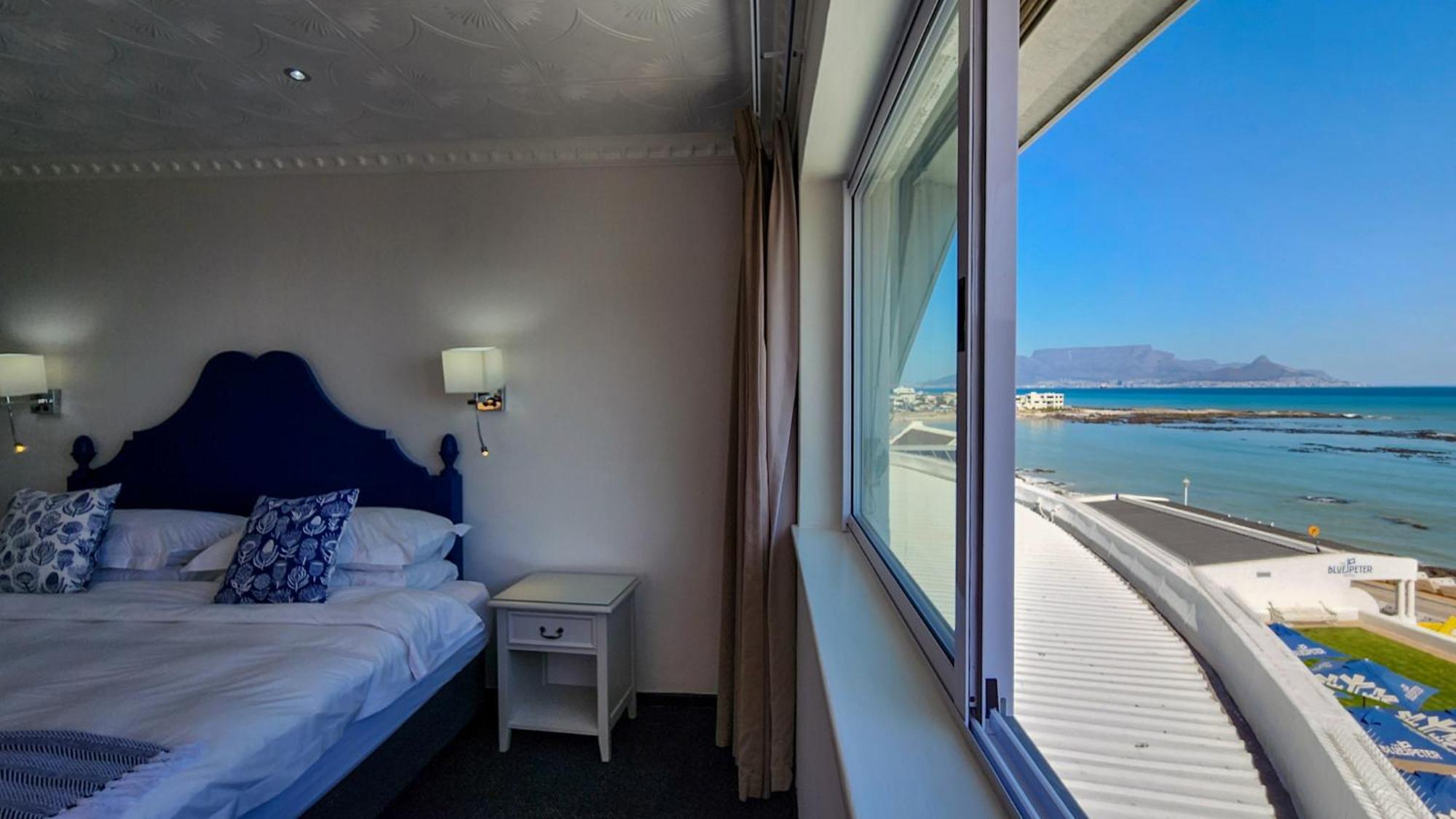 The Blue Peter Hotel Bloubergstrand Bagian luar foto