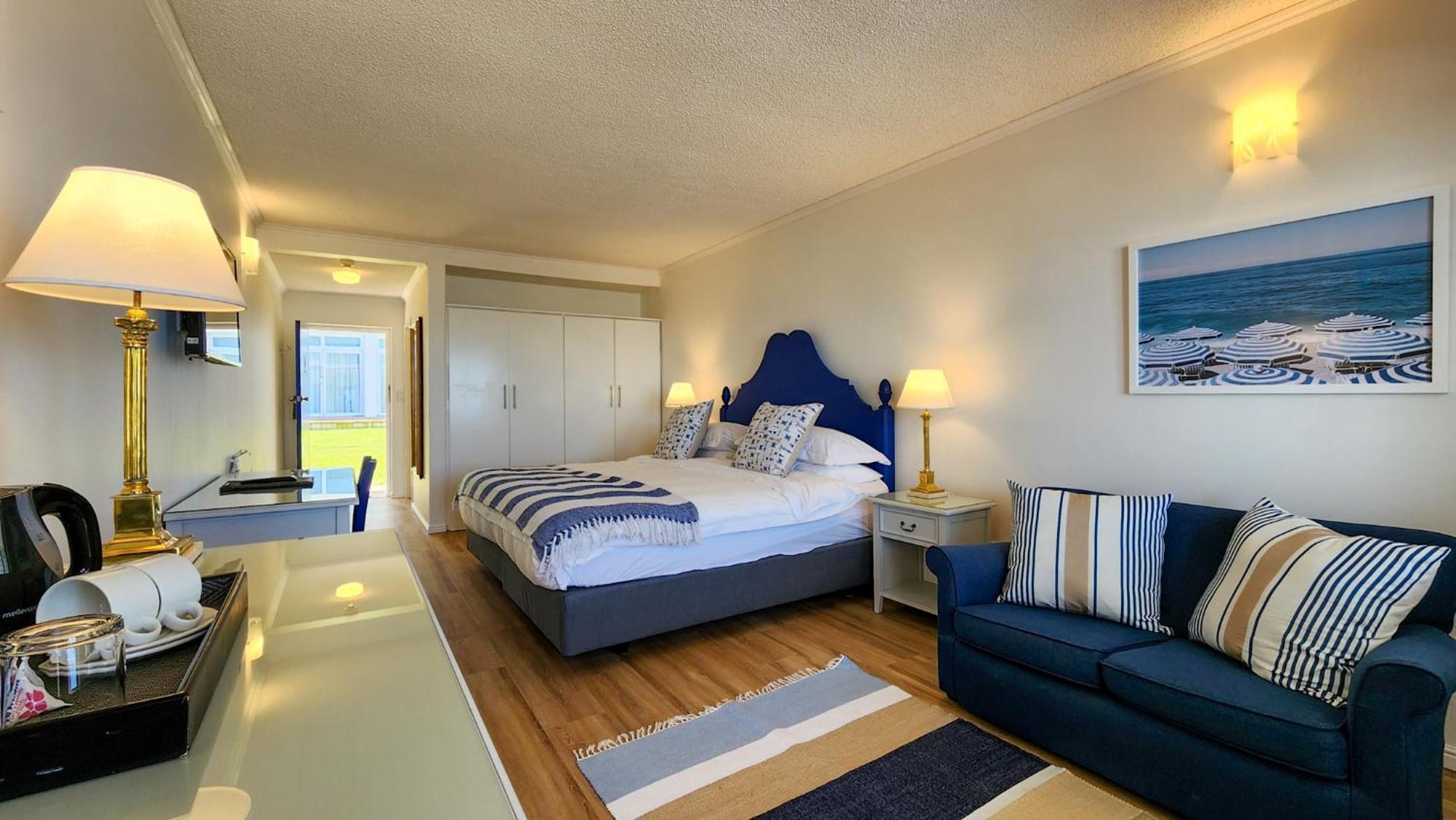 The Blue Peter Hotel Bloubergstrand Bagian luar foto