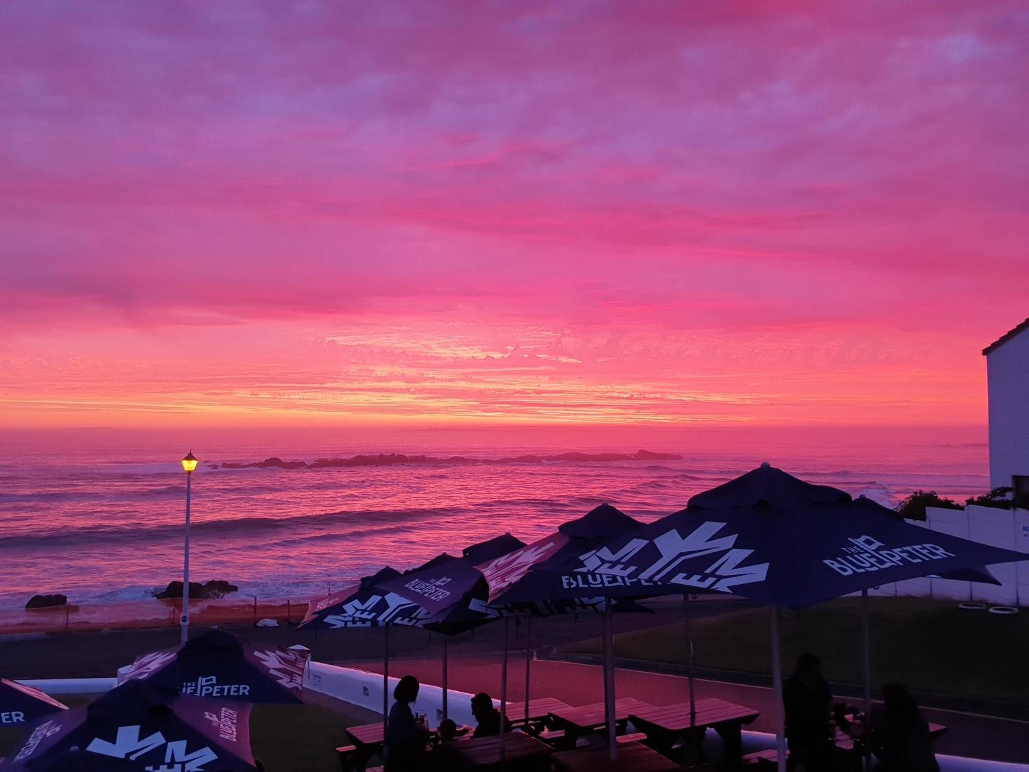 The Blue Peter Hotel Bloubergstrand Bagian luar foto